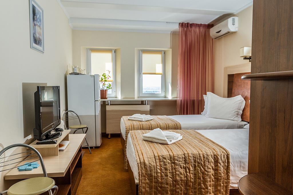 7 Sky Hotel Klinicheskaya Street  Kiev Eksteriør billede
