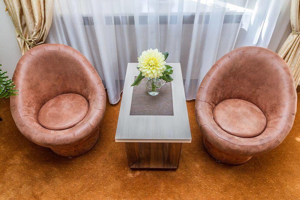 7 Sky Hotel Klinicheskaya Street  Kiev Eksteriør billede