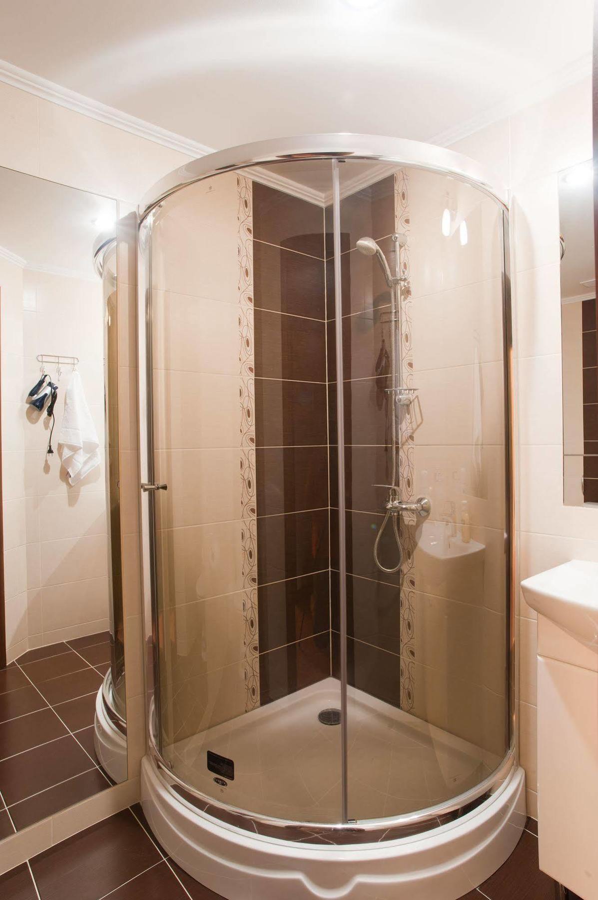 7 Sky Hotel Klinicheskaya Street  Kiev Eksteriør billede